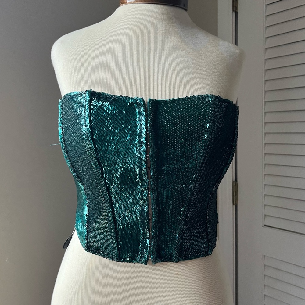 White fox Corset
